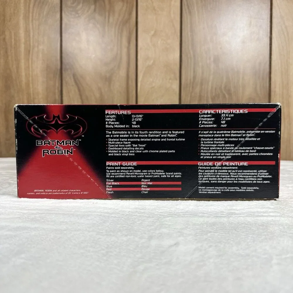 Revell‎ Monogram Batman & Robin Batmobile Model Kit 1:25 Scale 1997 Partial